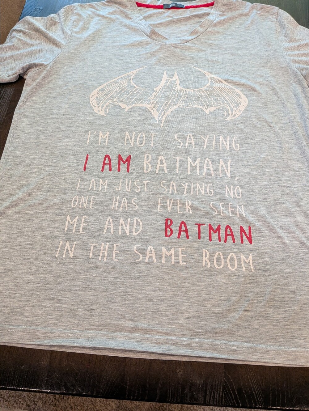 Light Gray Batman Graphic Tee - "I Am Batman". Heather Gray. Size Large. Humor.